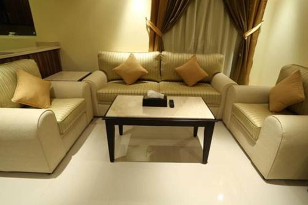 Tulip Al Rawdah Aparthotel Riad Cameră foto